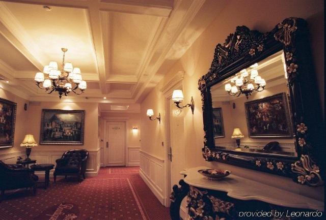Boutique Palace Hotel Baku Interior photo
